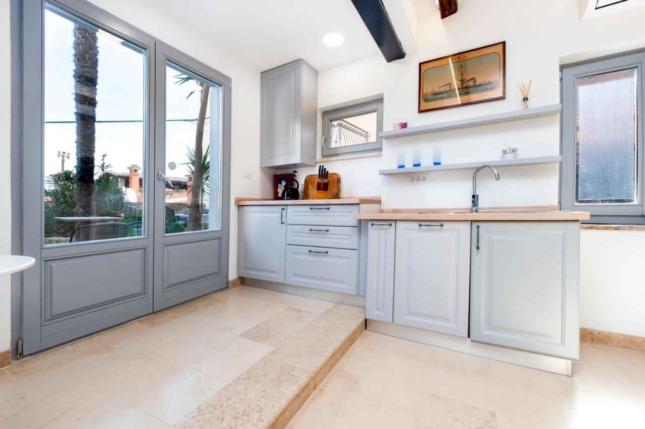 Old Town Garden Studio Apartment Rovinj Exterior photo